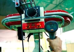 केडी टायगर IV, T4 प्रो क्रिकेट बॉलिंग मशीन