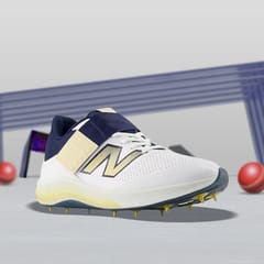 New Balance CK4040 W5 Metal Spike Cricket Shoe
