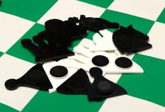 KD Magnetic Roll-Up Chess Demo Board 27" with Pieces, Wall Hanging