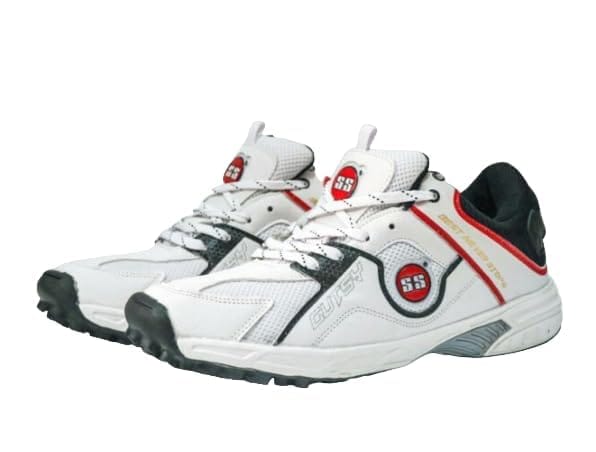 SS Gutsy Lightweight Cricket Shoes with Rubber Studs